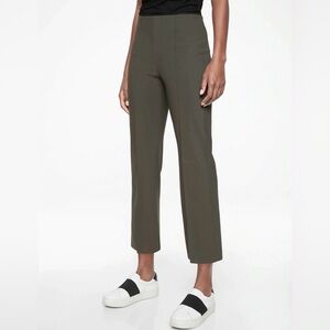 NWOT Athleta Mercurial Crop Flare Pants Olive Green Stretch Trouser. Medium